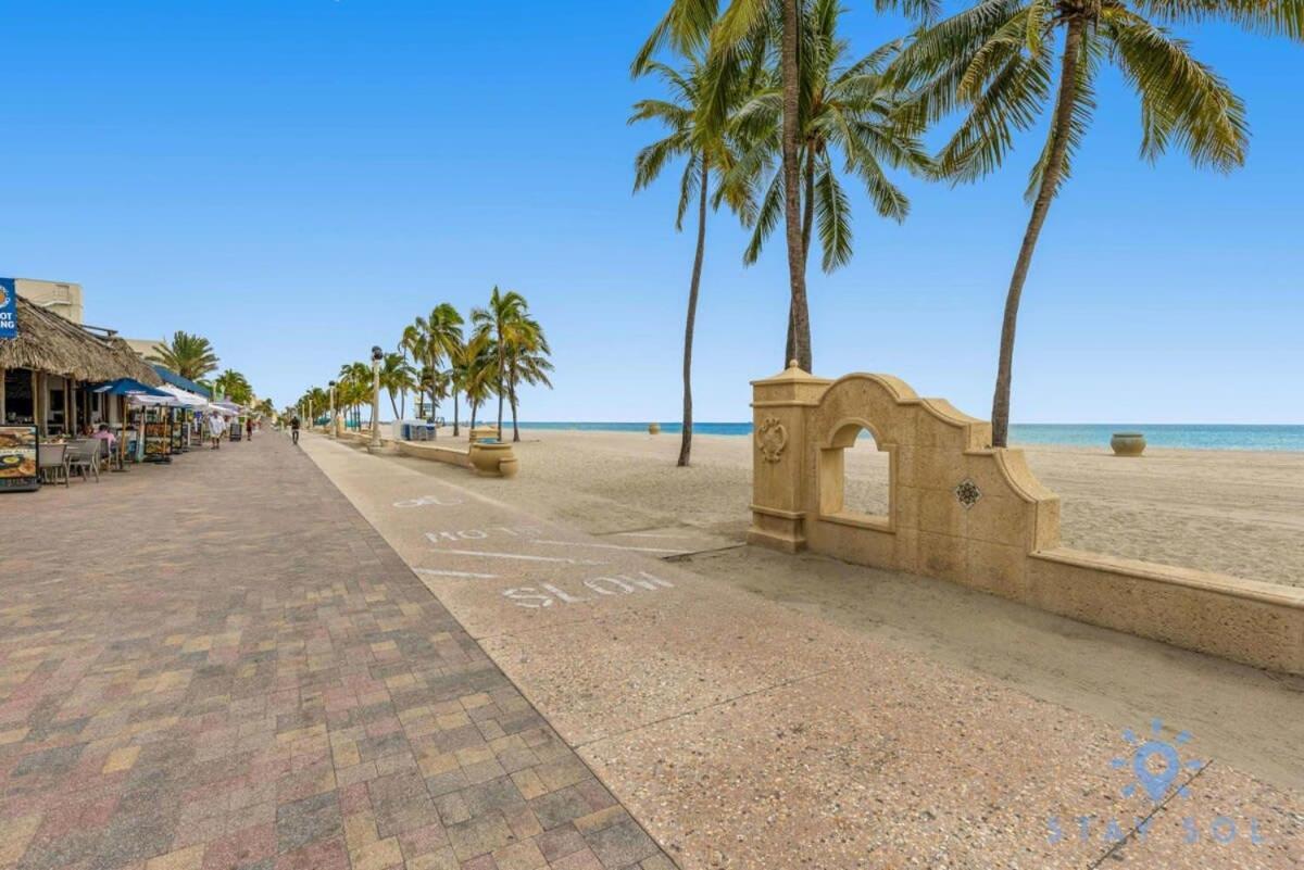 Lx Oasis Beachfront-Rt Infinity Pool Голливуд Экстерьер фото